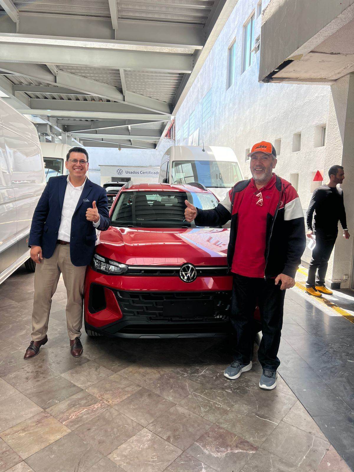 Volkswagen Rojo 2
